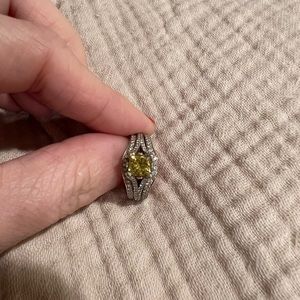 Canary yellow diamond wedding ring